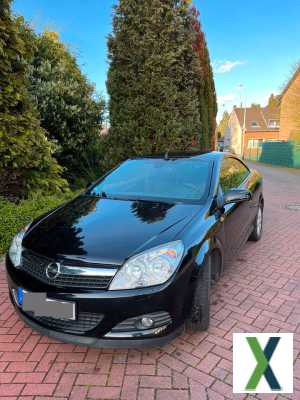 Foto Opel Astra TwinTop Cabrio 1,8l 140 PS Endless Summer Edition