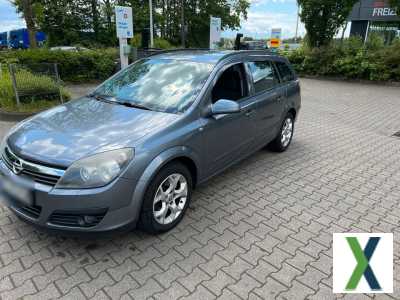 Foto Opel Astra H 1,9 CDTI