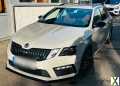 Foto Skoda Octavia 2.0 TSI DSG RS 245 Combi RS / Stahlgrau