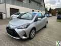 Foto Toyota Yaris 1,5-l-VVT-i Hybrid CVT Club | Kamera| Navi