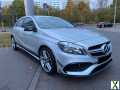 Foto Mercedes Benz A180d BlueEFFICIENCY / A45 AMG Optik