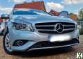 Foto Mercedes-Benz A 180 mit SHZ, Sportsitze, Allwetterreifen etc.