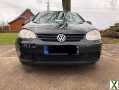 Foto VW Golf V mit Frontschaden