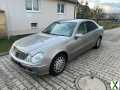 Foto Mercedes Benz E 350 *Navi* Xenon* *4 Matic*