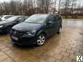 Foto Volkswagen Touran 2.0Tdi 7.Sitze Automatik Pdc Kamara Shz Euro5