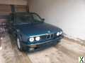 Foto BMW e30 320i 2 türer Coupe Lagunengrün