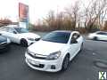 Foto Opel Astra GTC 1.6 ECOTEC Black&White OPC LINE 2