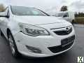 Foto Opel Astra J Sports Tourer Design Edition 2,0 D