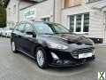 Foto Ford Focus Turnier 1.5 Titanium 8Gang Aut. 1 Hand