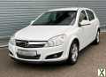 Foto Gepflegte Opel Astra H 1.6 16 V ( 85 KW ) 116 PS