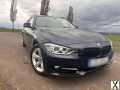 Foto BMW 325d Touring -