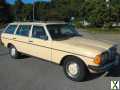 Foto Mercedes-Benz 230T W123