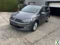 Foto Volkswagen Touran 2.0 TDI SCR DSG Highline Highline 7 sitze