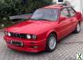 Foto BMW E30 M Tech II