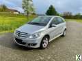 Foto Mercedes-Benz B 180 BlueEFFICIENCY -