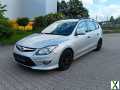 Foto Hyundai i30 CW 1.6 CRDi 66 kW Classic*KLIMA*SHZ*AHK*