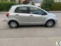 Foto Toyota Yaris 1.0