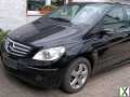 Foto Mercedes Benz B Klasse Motorschaden