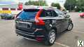 Foto Volvo XC 60-Momentum-2.0d-6G!KLIMAAUTOM+NAV+SHZ+TEMPOM