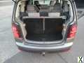 Foto VW Touran Gepflegtes 7 Sitze Familienfahrzeug