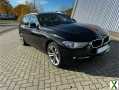 Foto BMW 320 d xDrive Touring schwarz gepflegter Zustand Kombi