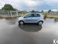 Foto Toyota Yaris TÜV Neu