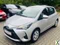 Foto Toyota Yaris Comfort Klima /Navi/R-Kamera 1.Hand