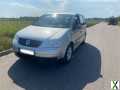 Foto Volkswagen Touran 1.6 FSI Automatik TÜV 102Tkm 1.Hand