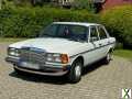 Foto Mercedes-Benz W123 200D Mit H-Kennzeichen