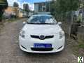 Foto Toyota Auris 1.6-l-Dual-VVT-i Executive / Tempo / Klima