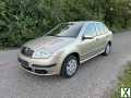 Foto Skoda Fabia 1.4 16V Limousine