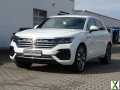 Foto Volkswagen Touareg 3.0 TDI V6 R-Line 4Motion / DYNAUDIO