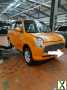 Foto Daihatsu Trevis 1.0 Papaya Orange