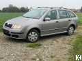 Foto Skoda Fabia 1.4 16V 80PS TÜV 6/26 Klima AHK 1Hand 8fach bereift