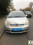 Foto Toyota Corolla Verso 2.2-l-D-4D -