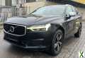 Foto Volvo XC60 R Design 2WD SITZHEIZUNG CARPLAY TEMPOMAT