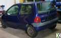 Foto Verkaufe Renault twingo Bj.01 TÜV 10/25 usw .