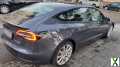 Foto Tesla Model 3 Performa