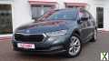 Foto Skoda Octavia Combi 2.0 TDI Premium Edition LED AHK