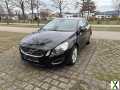Foto Volvo V60 D4 Summum Leder/Kamera