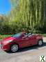 Foto Schickes Cabrio Peugeot 207 cc in Rot