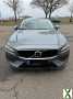 Foto Volvo V60 D4 Momentum