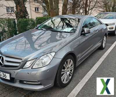 Foto Mercedes Benz E Klasse coupe