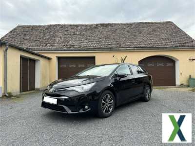 Foto Toyota Avensis 2,0-l-D-4D Checkheftgepflegt, TÜV 10/25