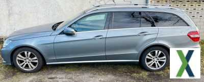 Foto Mercedes-Benz E 220 CDI T BlueEFFICIENCY AVANTGARDE AVANTGARDE