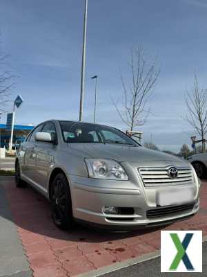 Foto Toyota Avensis T25