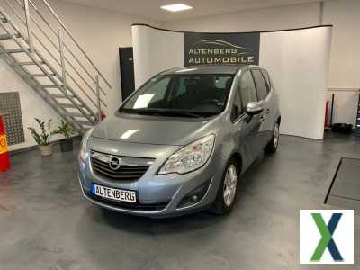 Foto Opel Meriva Design Edition Klima Tempomat AHK Sitzhzg