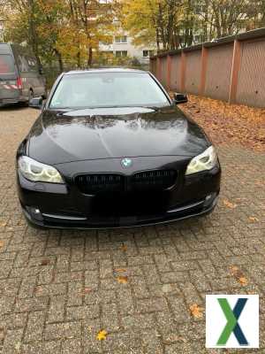 Foto BMW F10 525d 3.0 L 6 Zylinder