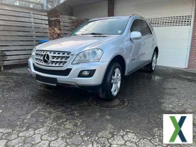Foto ML 350 CDI 4Matic AHK Leder Comand Bi-Xen. Schiebedach Sound