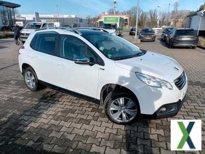 Foto Peugeot 2008 PureTech